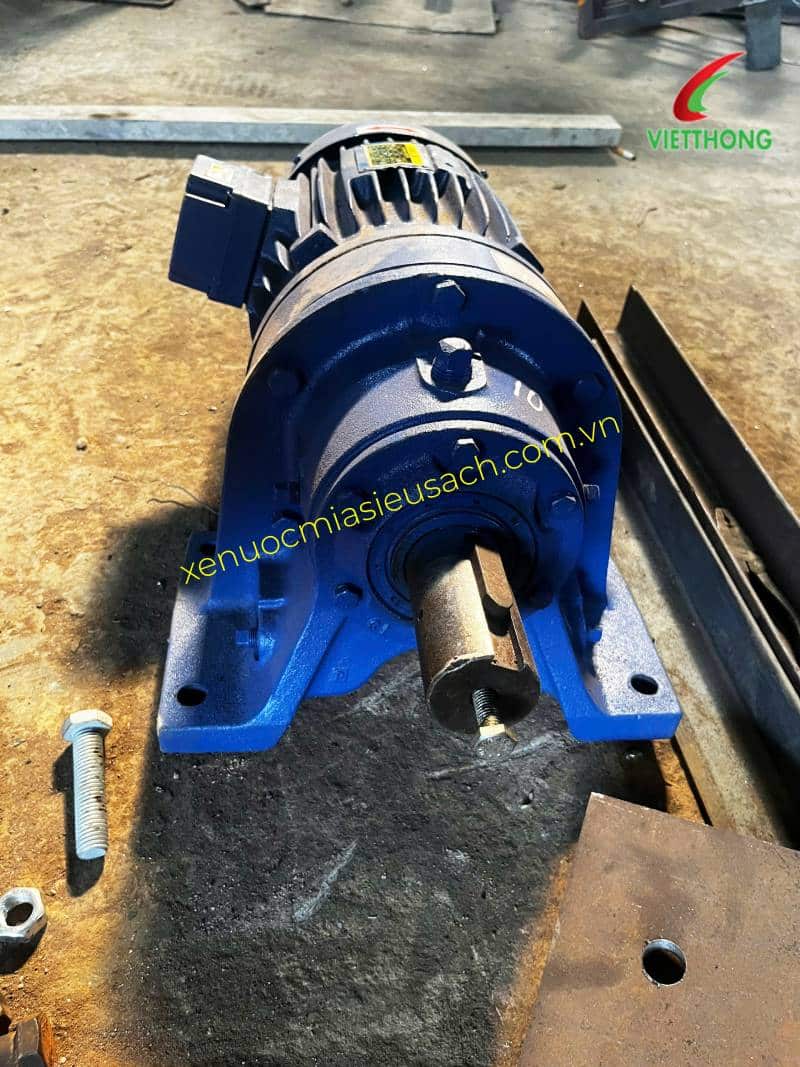 Motor máy bào vỏ mía 4 cây